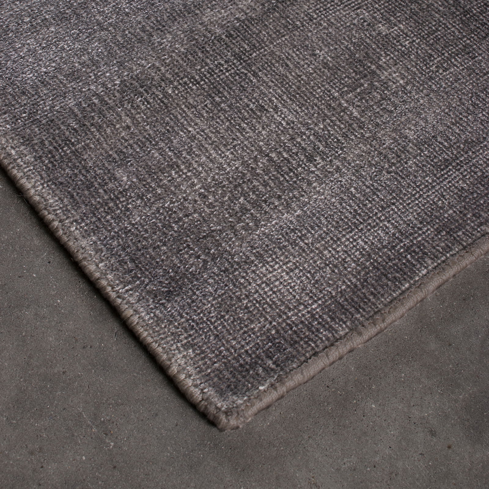 HC Interior Rugs Luvtæppe Saga