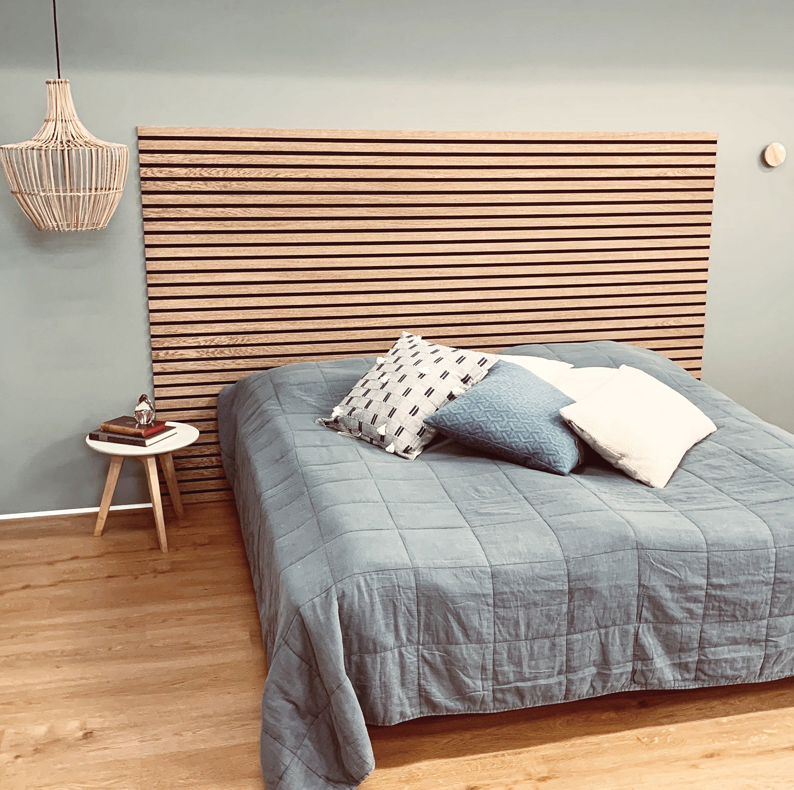 I-Wood Akustikpanel Eg brun olie, sort filt