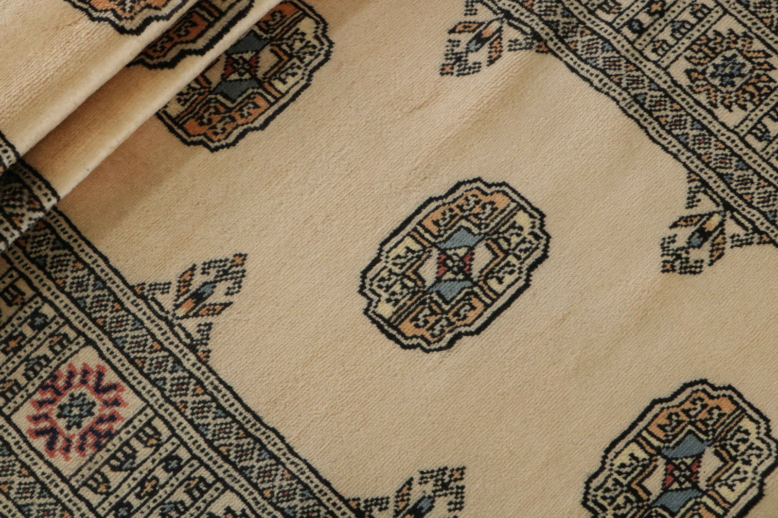 Pakistan 2 ply