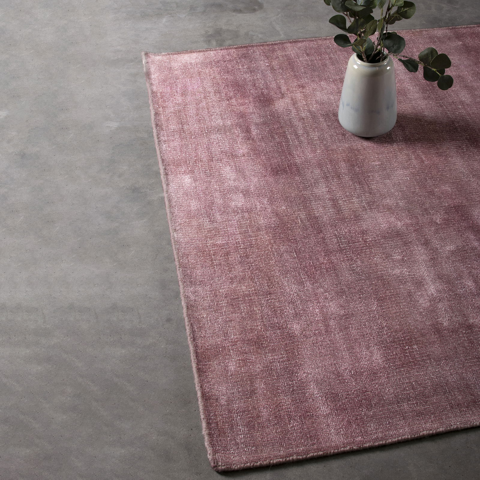 HC Interior Rugs Luvtæppe Saga