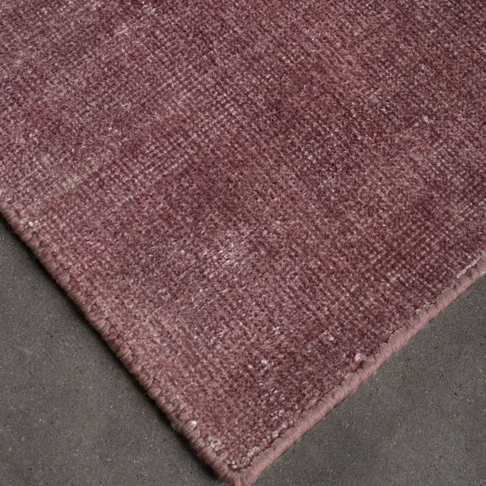 HC Interior Rugs Luvtæppe Saga