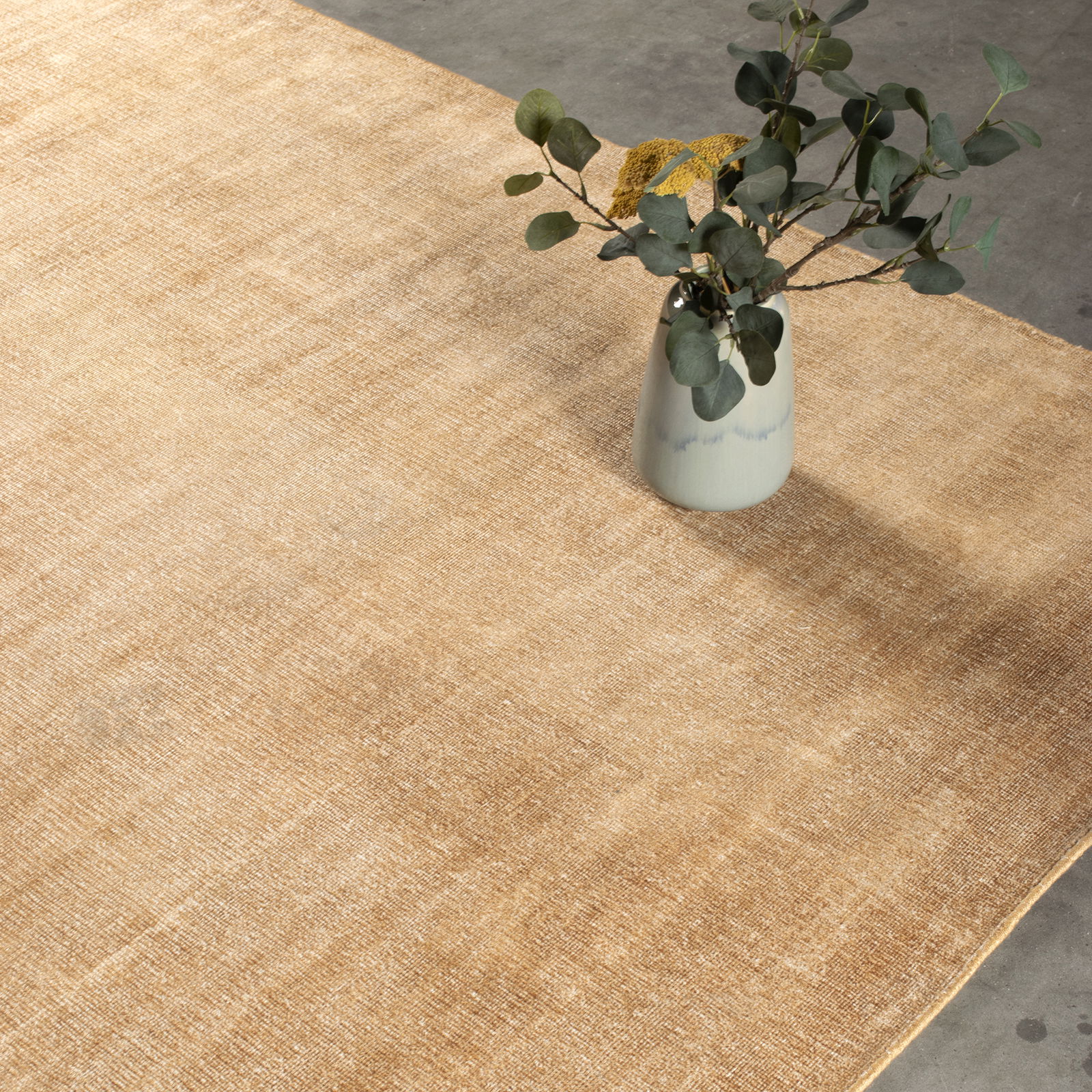 HC Interior Rugs Luvtæppe Saga